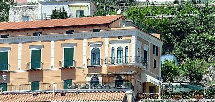 فندق مبيت وإفطار Maria Luigia 2*